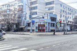 Помещение в центре с арендаторами